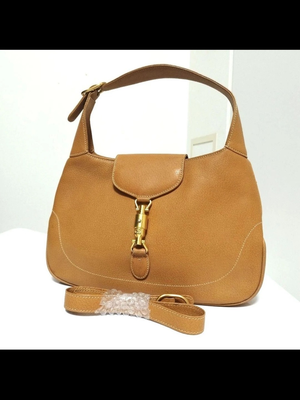 Gucci Cognac Brown Leather Shoulder Bag with Gold Hardware